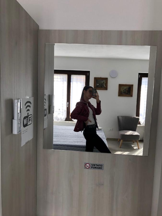 La Casa Della Ada Hotel Castelnuovo del Garda Kültér fotó